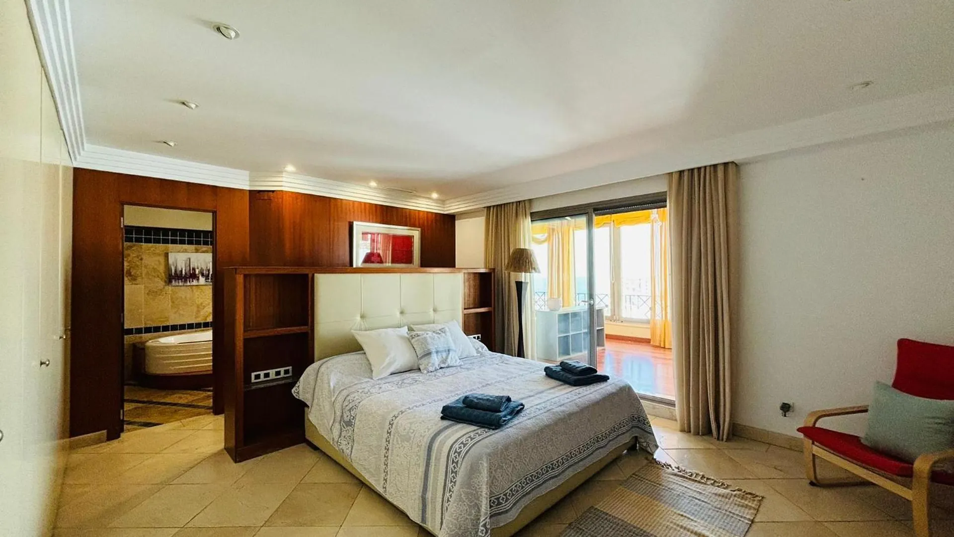 Holiday home Atico Duplex, Con Piscina Privada, Jacuzzi Y Gimnasio Villa Benalmadena